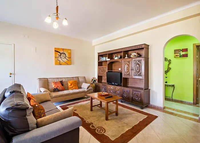 T2 Anastacio Com Vista Jardim Apartment *